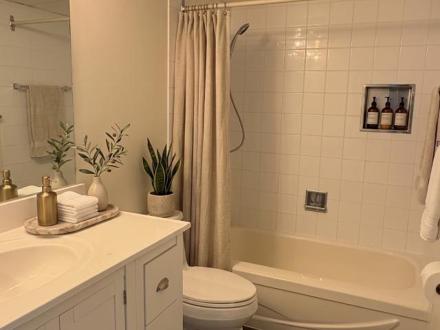 Apartment for rent in Wedgewood, Alberta