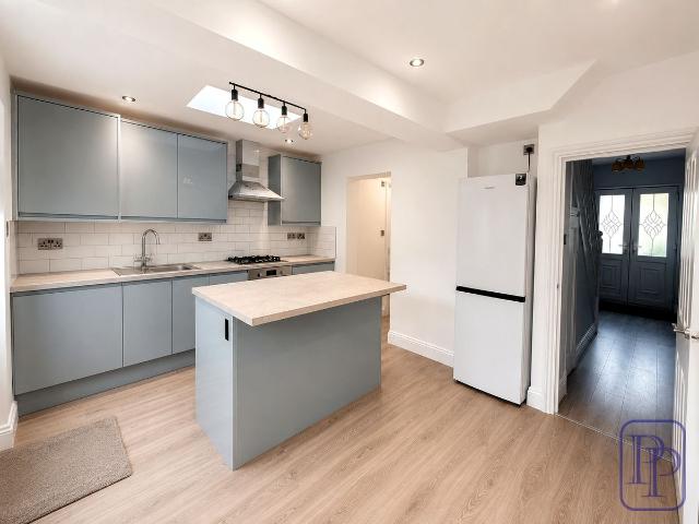 House for rent in Hale End, Greater London