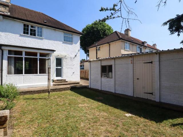 House for rent in London Borough of Croydon, Waddon