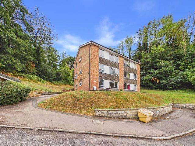 Apartment for rent in Hillview, Surrey