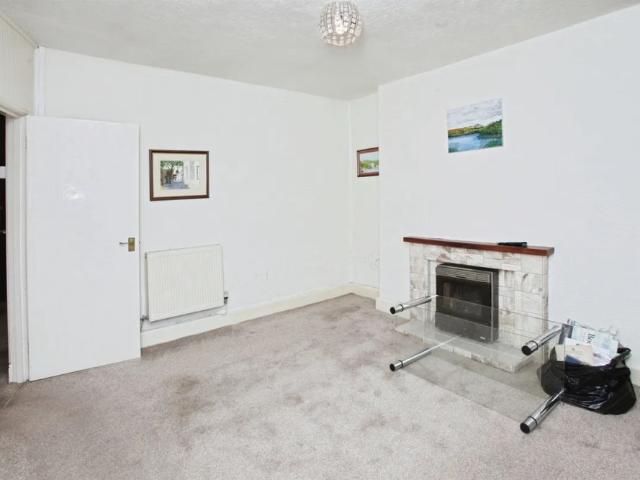 House for rent in Wattstown, Wales