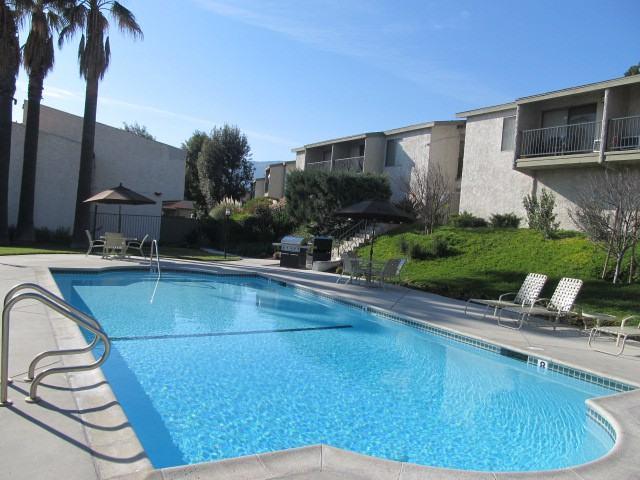 Apartment for rent in Canoga Park, California