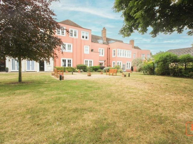 Studio for rent in Hythe, Fordham Heath