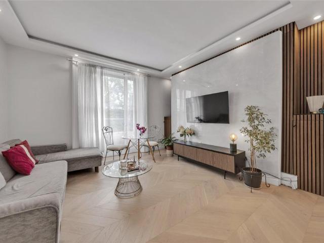 Apartment for rent in South Hampstead, Greater London