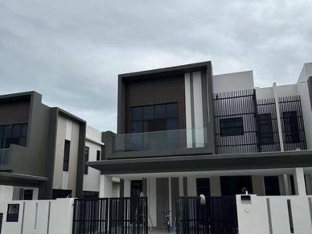 House for sale in Sendayan Village, Negeri Sembilan