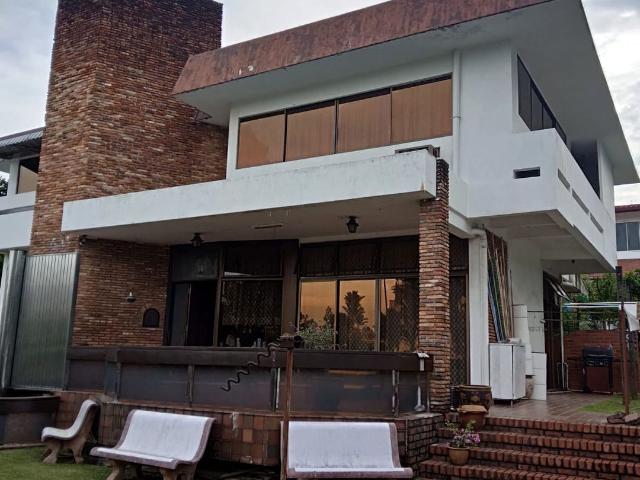 Detached House for sale