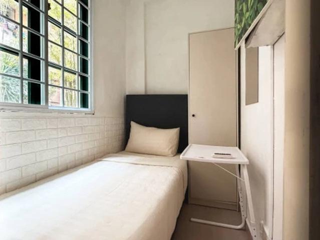 Apartment for rent in Hillview, Singapore