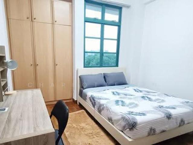 Apartment for rent in Hillview, Singapore