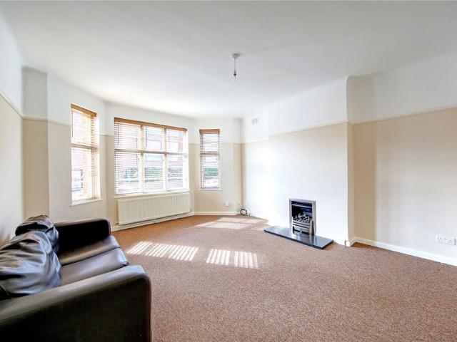 Apartment for rent in Oval, Greater London