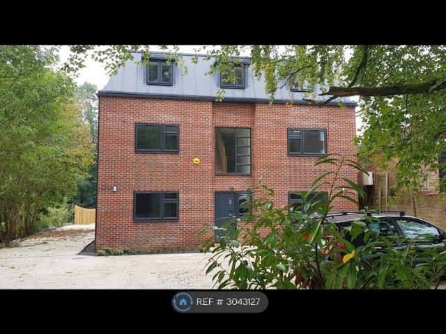 Apartment for rent in Helford, Hampshire