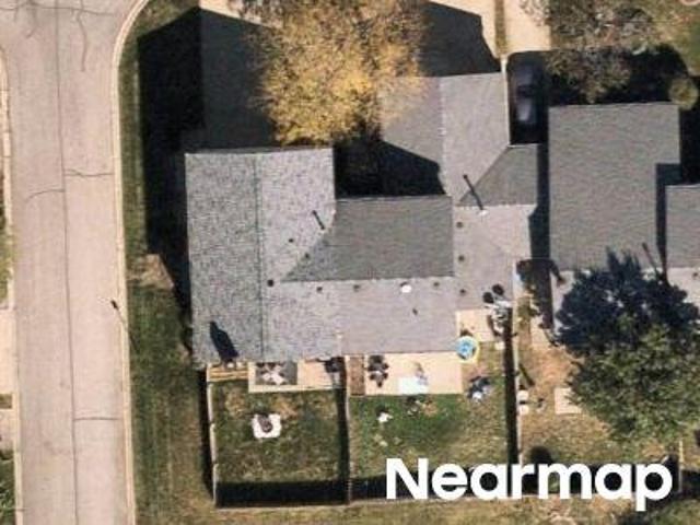 Townhouse for sale in Glendale Heights
