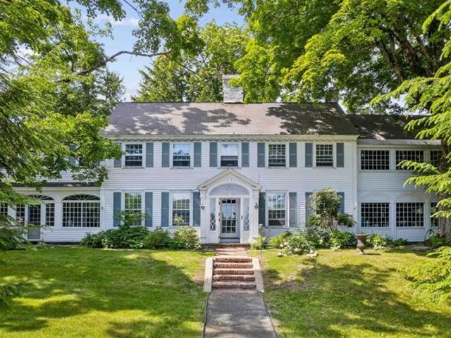 House for sale in New Hampshire