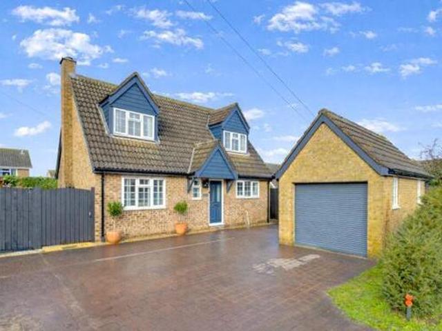 House for sale in Huntingdon
