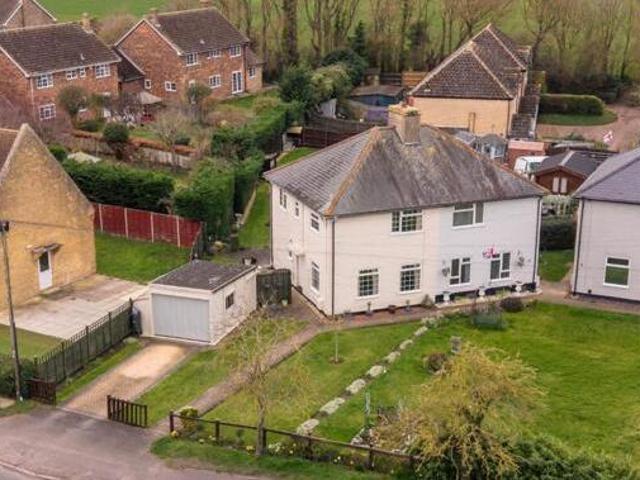 House for sale in Huntingdon