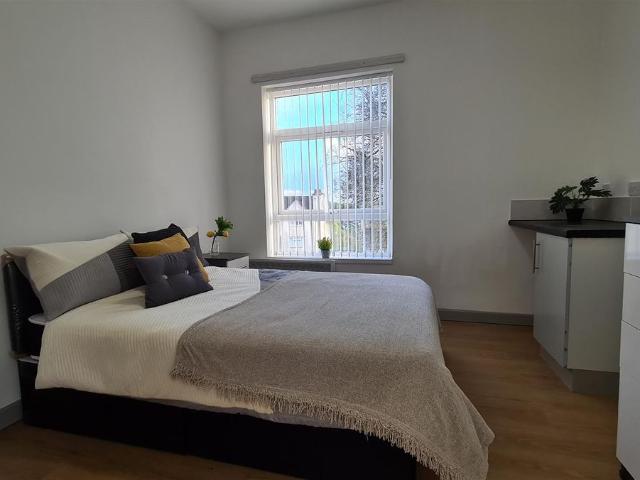 Room for rent in West Midlands