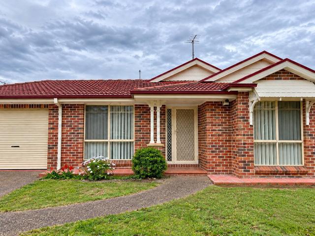 House for rent in Hinchinbrook, Sydney