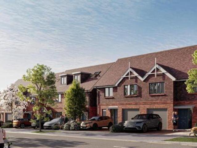 House for sale in Fole, Surrey