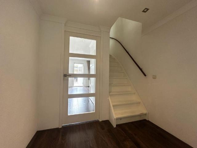 Woning te huur in Zwijndrecht, Zuid Holland