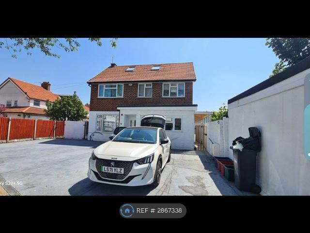 Studio for rent in London Borough of Hounslow, Greater London