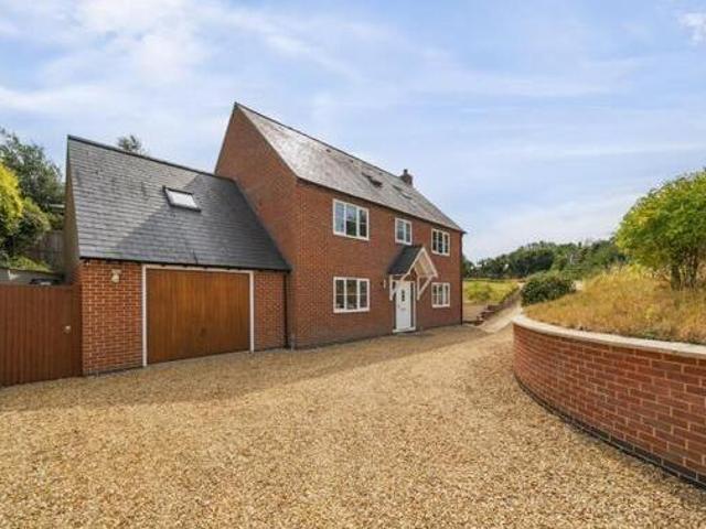 House for sale in Swindon