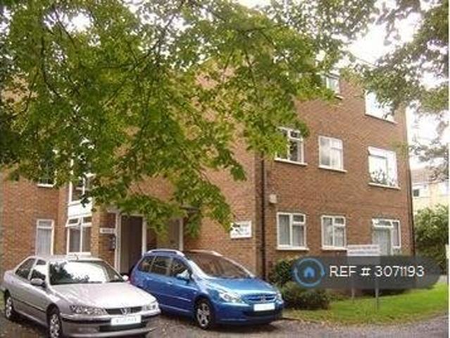 Apartment for rent in London Borough of Sutton, Greater London