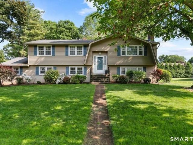 House for sale in Wallingford, Connecticut