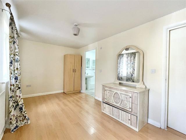Apartment for rent in Sudbury, Greater London