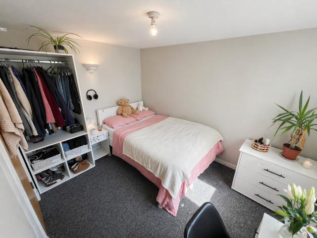 House for rent in Falcon Lodge, Wales