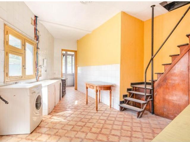 Piso en venta en Morea / Moreda, Aller