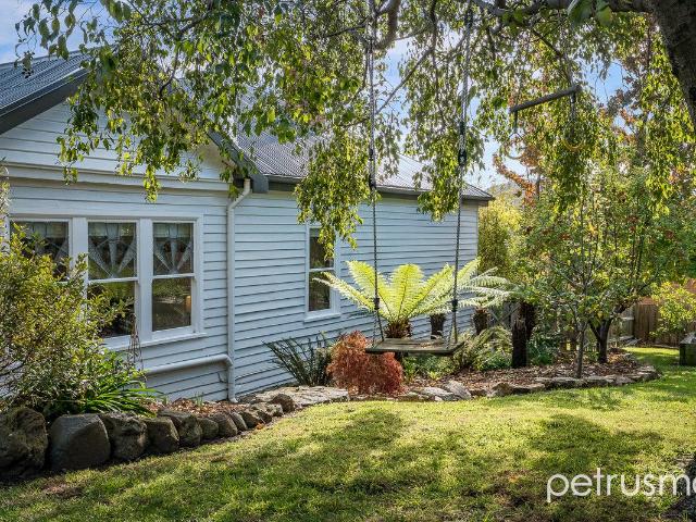 House for sale in New Town