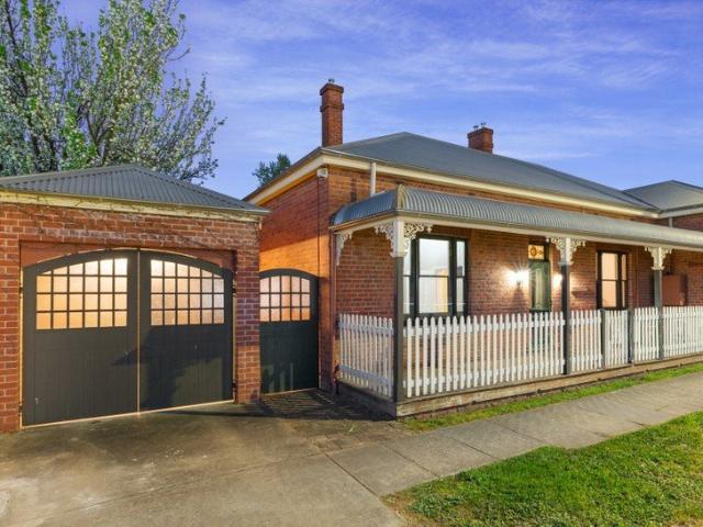 House for sale in Albury
