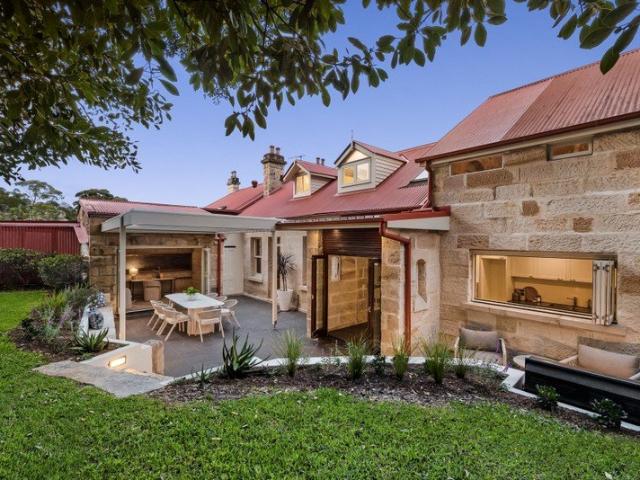 House for sale in Lower North Shore, Sydney