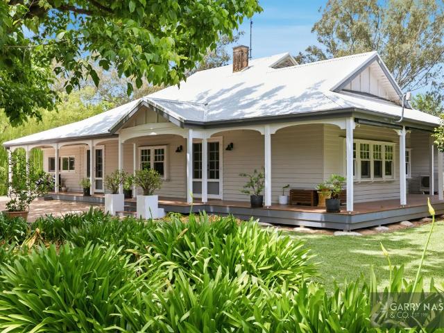 House for sale in Markwood, Victoria