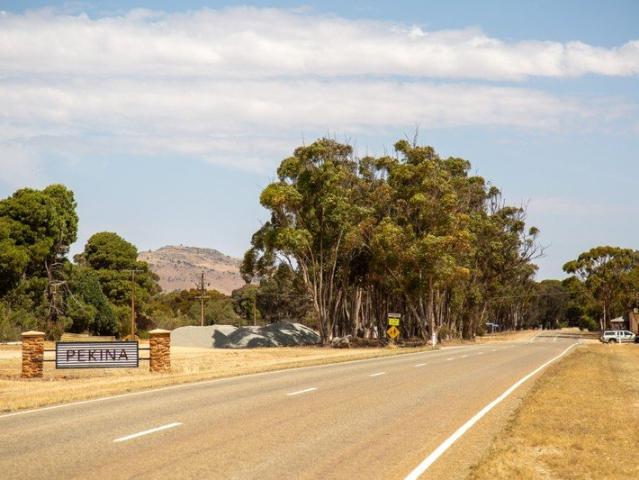 Cottage for sale in Pekina, South Australia