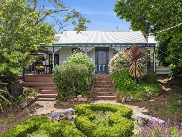House for sale in Daylesford, Shire of Hepburn