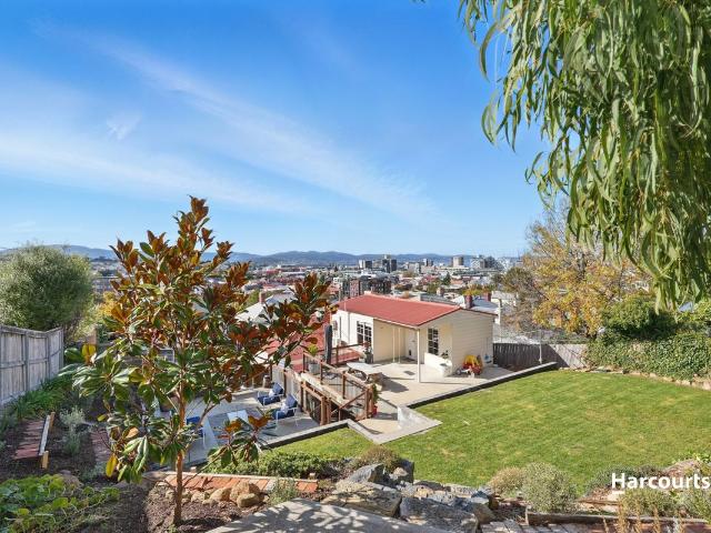 House for sale in West Hobart
