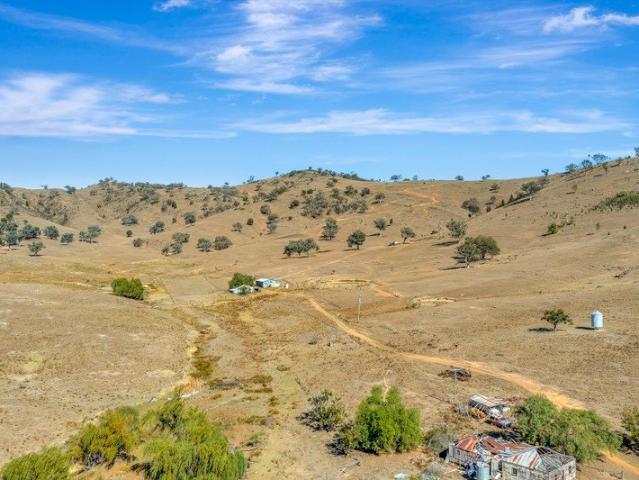 Cottage for sale in Grattai, New South Wales