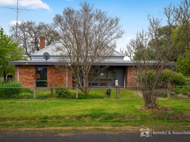 Cottage for sale in Culcairn, New South Wales