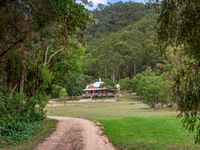 Cottage for sale in Bulga, New South Wales