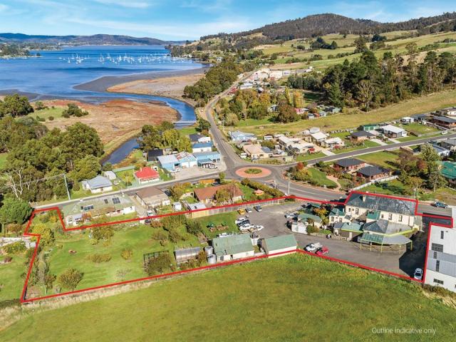 Townhouse for sale in Cygnet, Tasmania