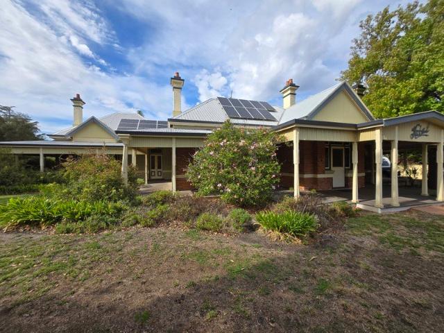House for sale in Katanning, Shire Of Katanning