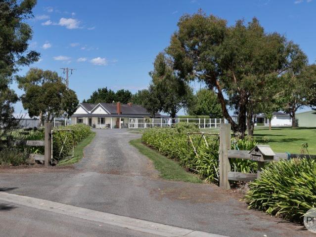 House for sale in Burrumbeet, Victoria