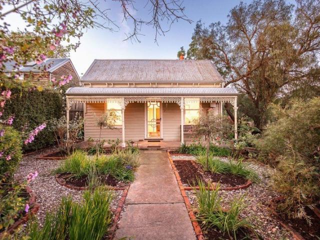 House for sale in Yackandandah, Victoria