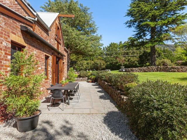 House for sale in Mount Macedon, Shire of Macedon Ranges