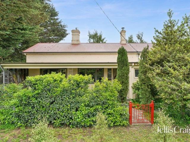 House for sale in Navigators, Victoria