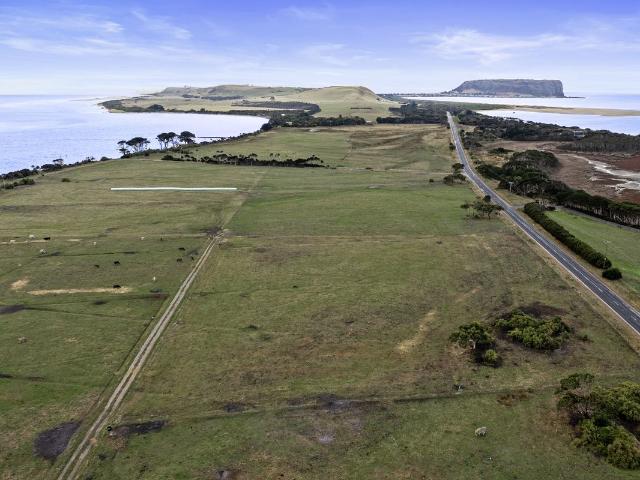 Cottage for sale in Stanley