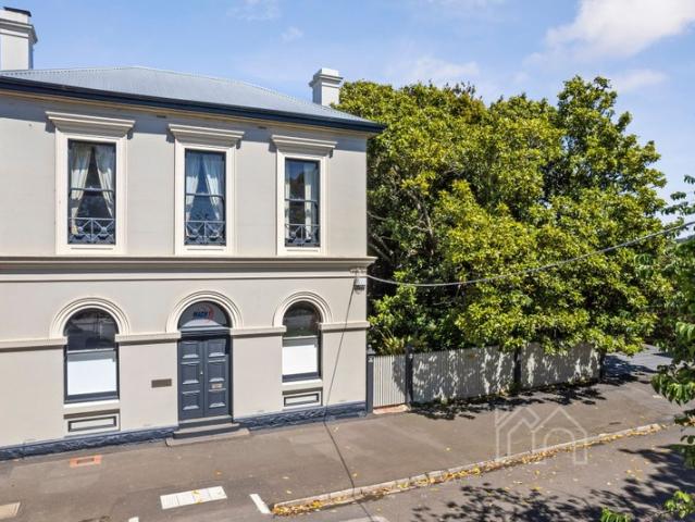 Retail for sale in Romsey, Victoria