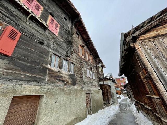 Wohnung kaufen in Eischoll, Wallis
