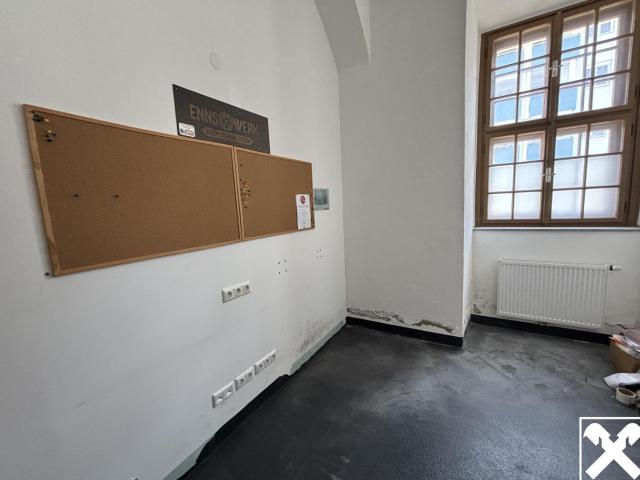 Gewerbe mieten in Enns, Oberösterreich
