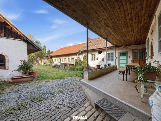 Haus kaufen in Hollabrunn, Bezirk Hollabrunn